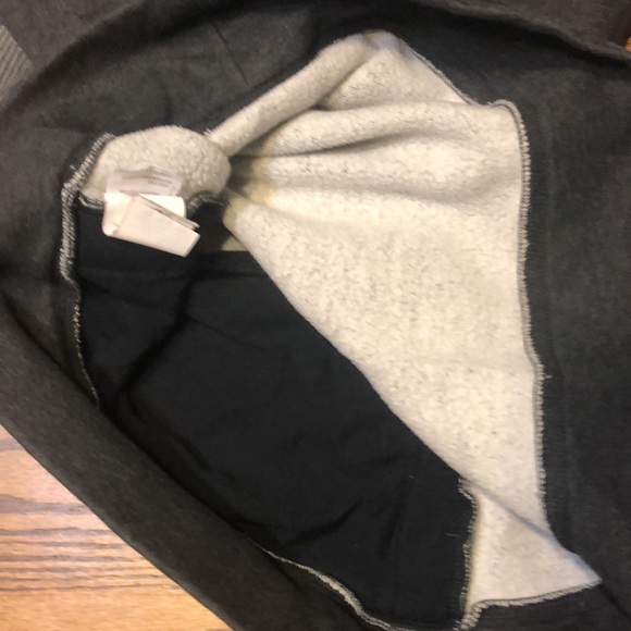 EUC Puma Warm Cell hoodie - Picture 9 of 9